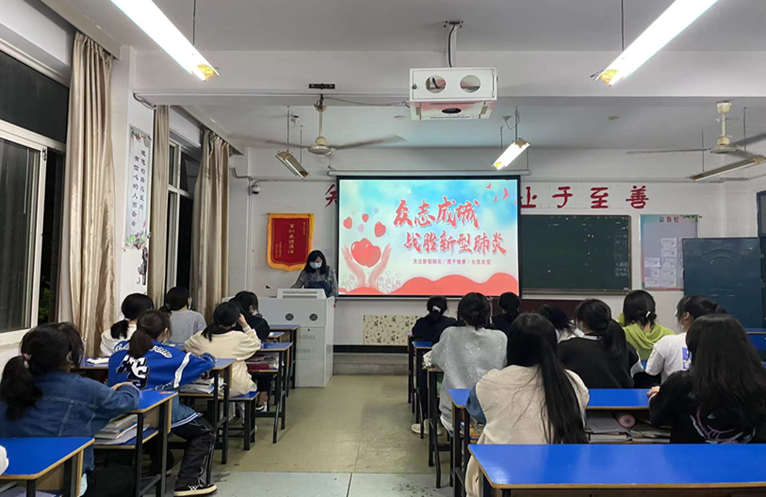 信息管理系黨支部開展疫情防控志愿服務(wù)活動