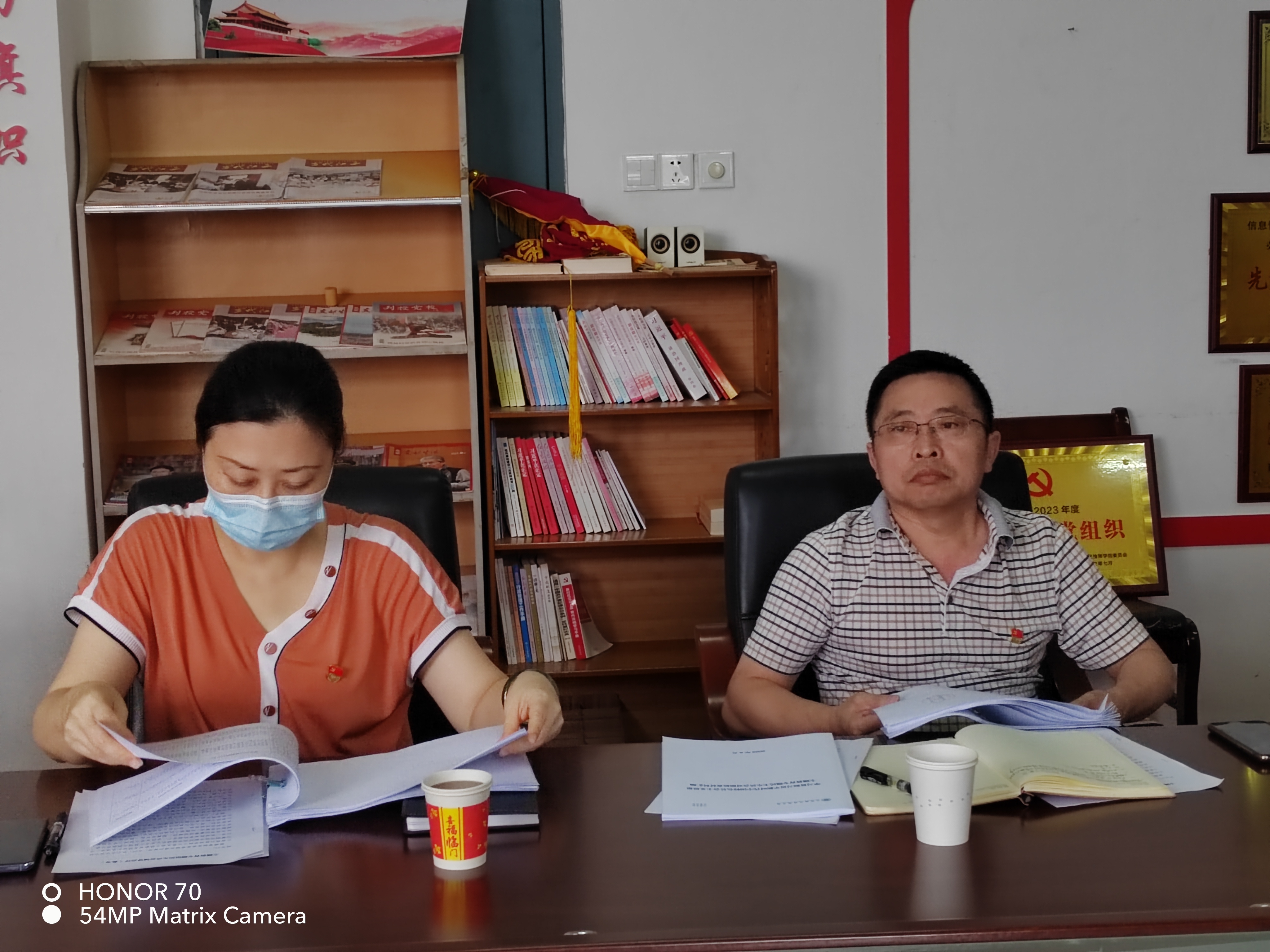 信息管理系黨支部赴江西省圖書館開展主題黨日活動