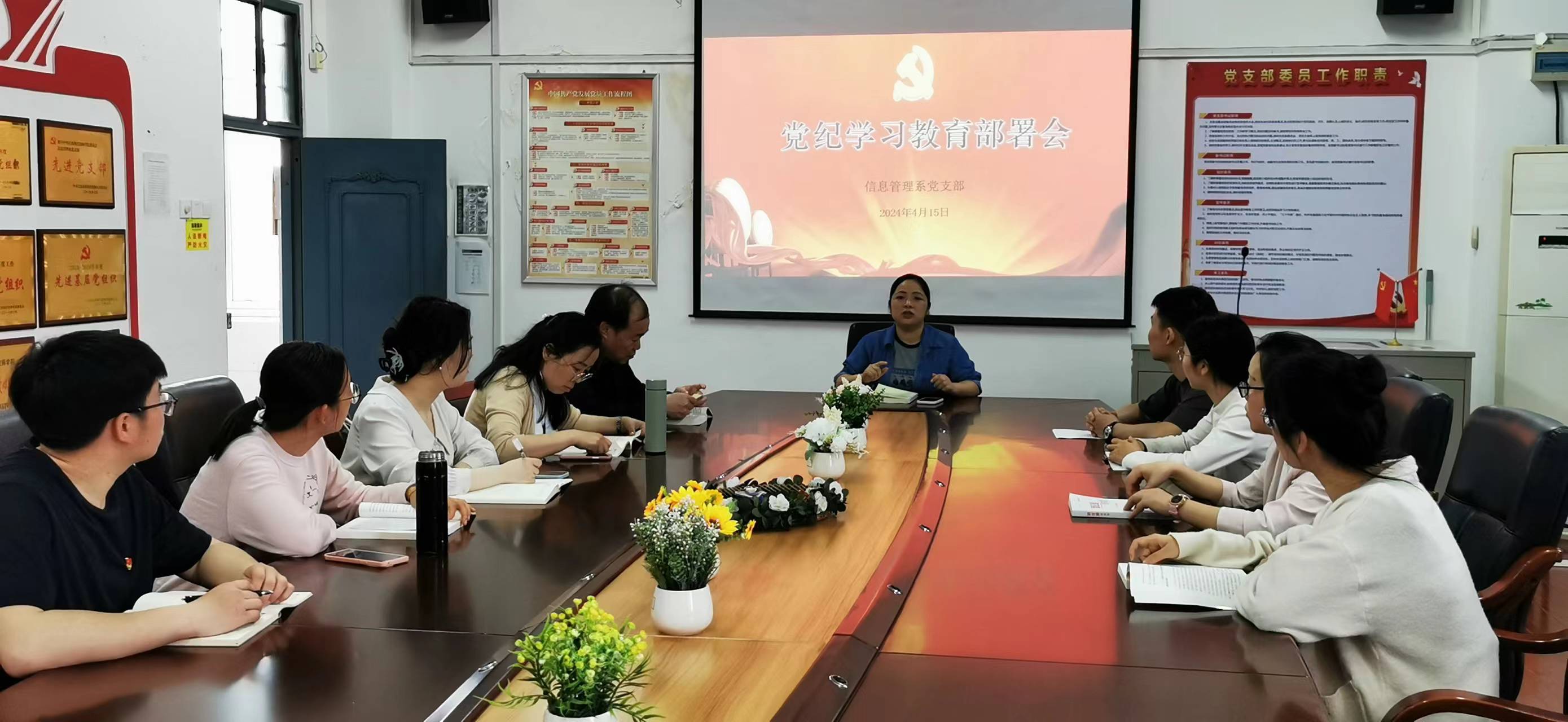 紅色文化宣講團開展“學習習近平總書記考察江西重要講話精神”主題宣講