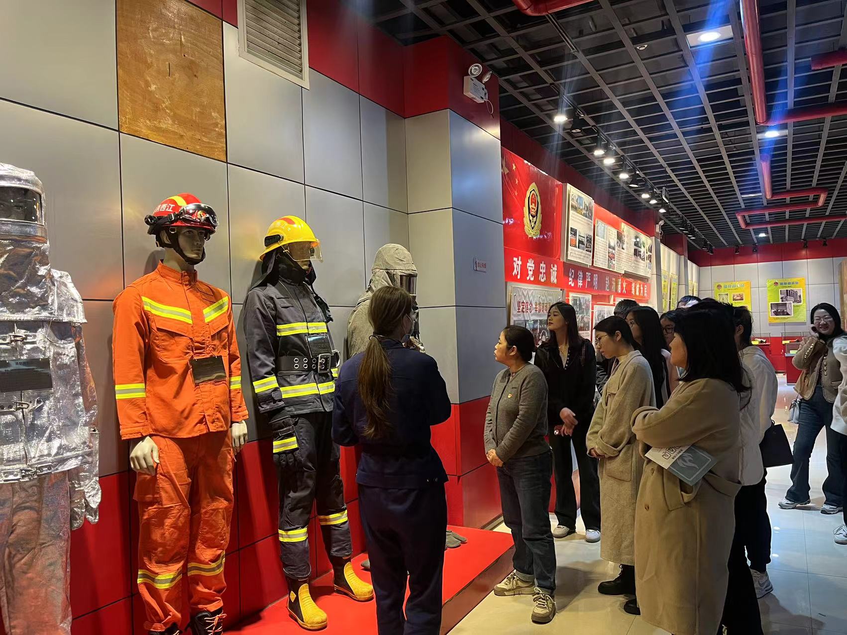 紅色文化宣講團(tuán)開展“學(xué)習(xí)習(xí)近平總書記考察江西重要講話精神”主題宣講