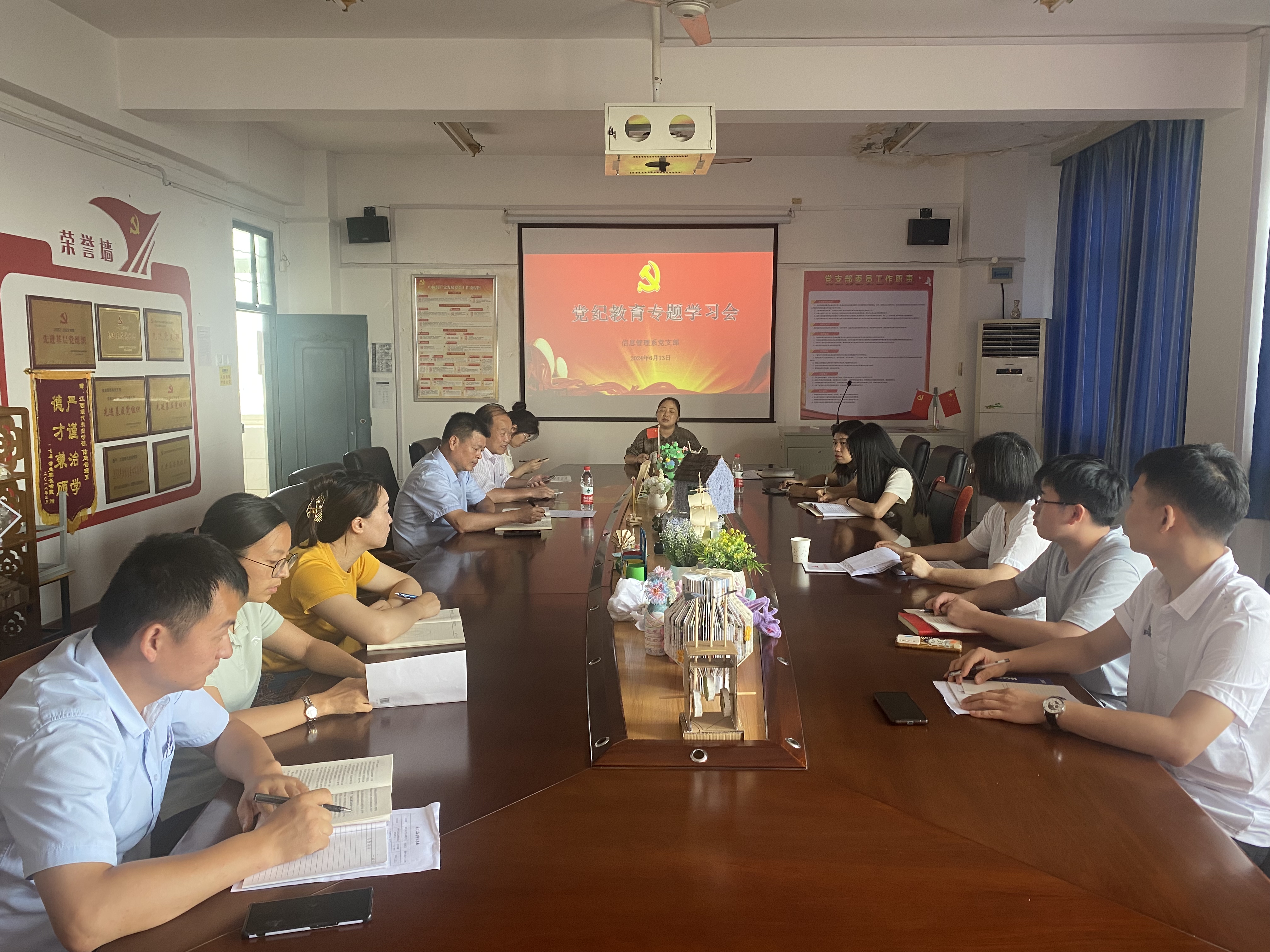 紅色文化宣講團開展“學習習近平總書記考察江西重要講話精神”主題宣講