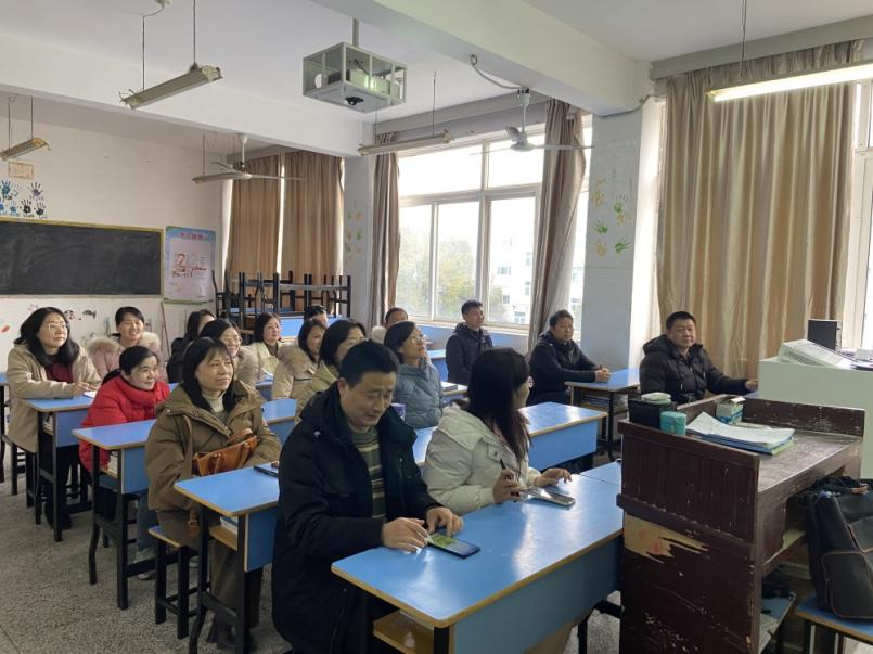 信息教研室開展2023-2024第二學期教研活動(一)