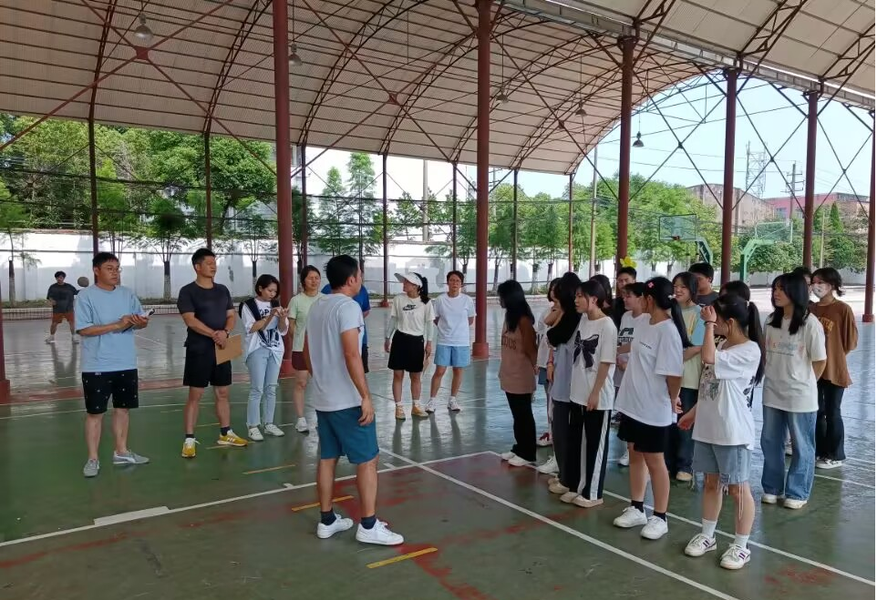 體育教研室進(jìn)行公開教學(xué)