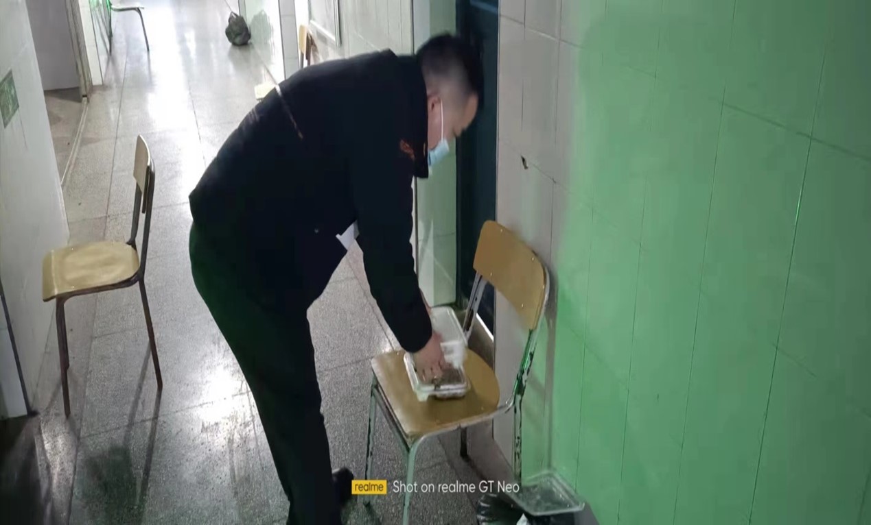 信息管理系黨支部開展疫情防控志愿服務活動